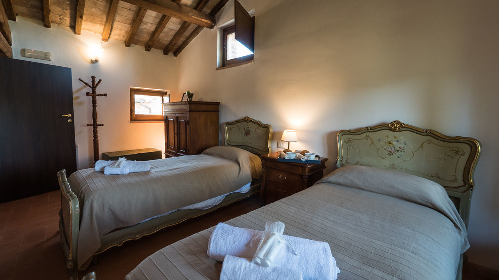Castello Di San Martino Resort Todi Esterno foto